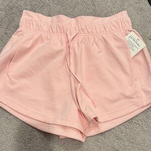 NWT Lululemon Inner Glow High Rise Short Sleeve Shirt 3” Strawberry Milkshake